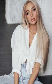 Шлюха Аврора 32351