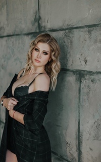 Шлюха Вика 25040